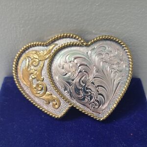 Montana Silversmiths Western Double Heart Belt Buckle Two Tone Swirl Gold Vtg